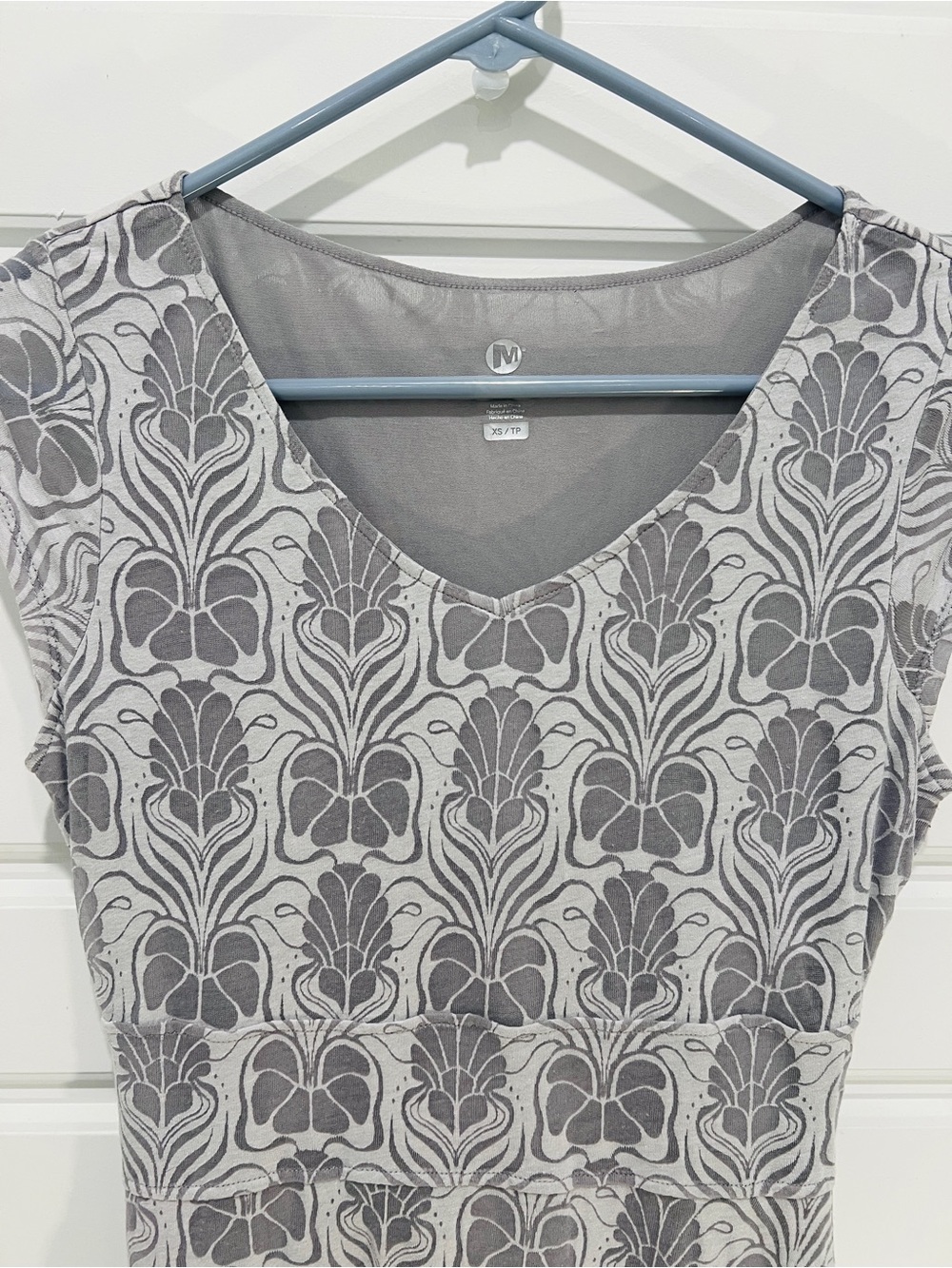 Merrell Gray Floral-Pattern Dress - Picture 2 of 8